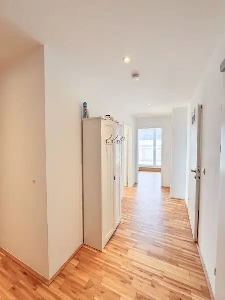 Exklusive 3-Zimmer-Maisonette mit traumhafter Terrassenfläche im Zentrum von Schwechat