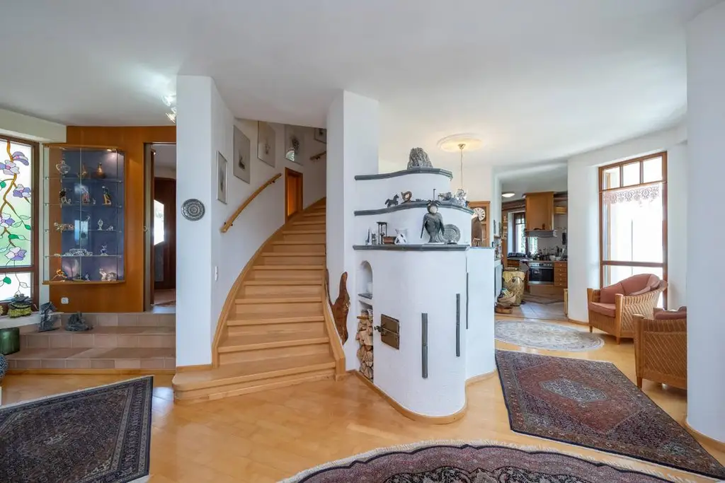 Uneinsehbares Wohnjuwel mit 7.984 m² Grundstück – einzigartiges Naturparadies mit herrlichem Panoramablick am Heuberg in Dietach!