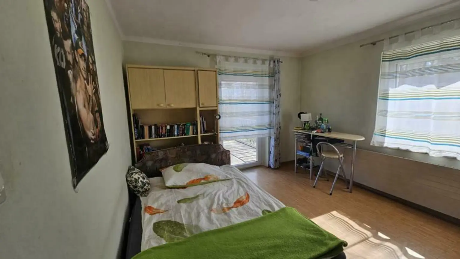 ** Geschmackvolles Zweifamilienwohnhaus - ca. 19ha LW-Fläche mit Wald ** unvergleichbarer Panoramablick auf Schloss Kapfenstein und das steirische Hügelland **