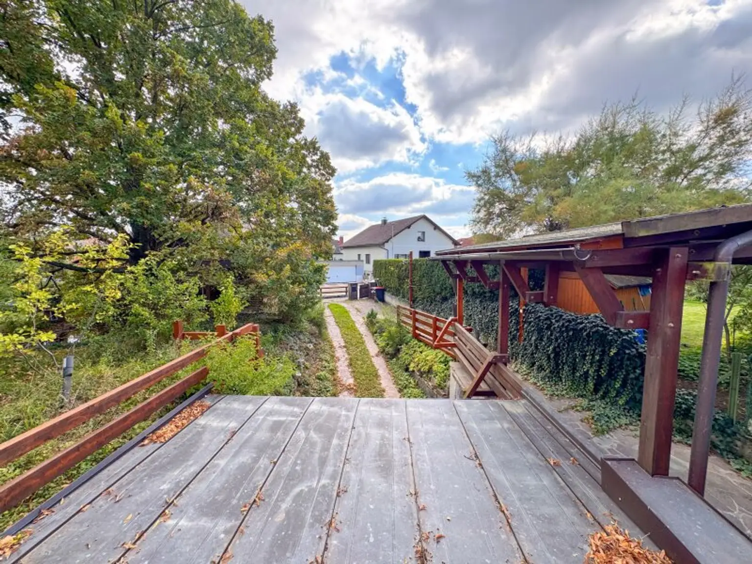 🏡 Großzügiges Einfamilienhaus mit Werkstattkeller, Garage & Terrasse in Stockerau mit Ausbaupotenzial!