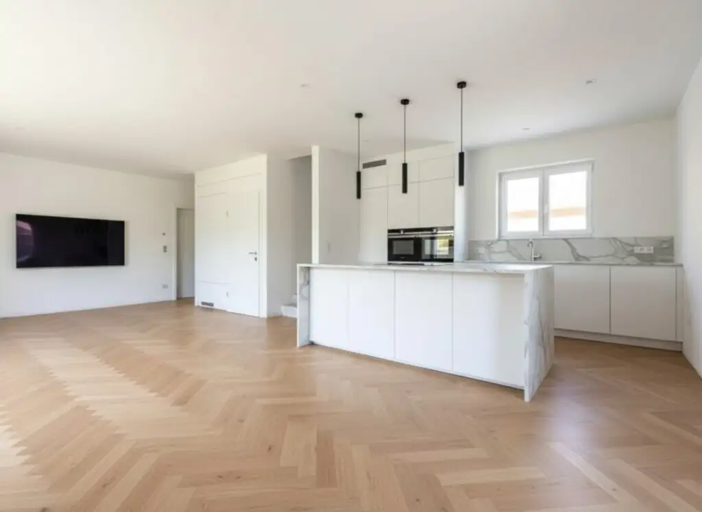 Exklusives Einfamilienhaus - Ein Wohngenuss für die ganze Familie - 5 Zimmer - Viele Freiflächen -  Ziegelmassiv - Pv-Vorbereitung - uvm.