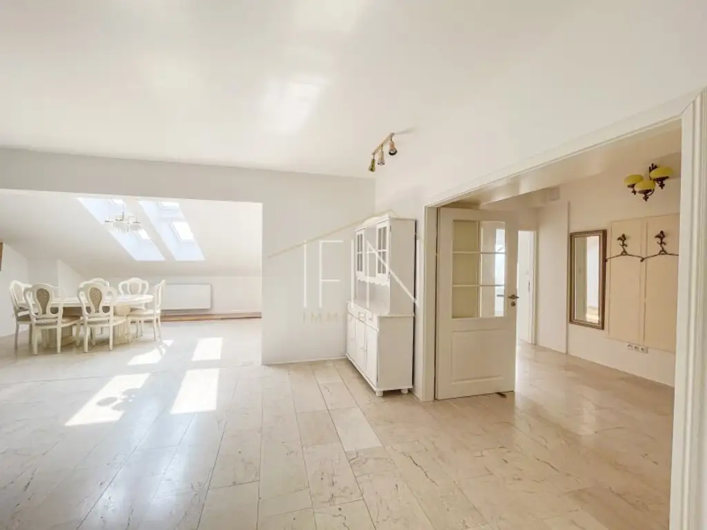 Stylische 5-Zimmer Wohnung im Herzen von Bruck