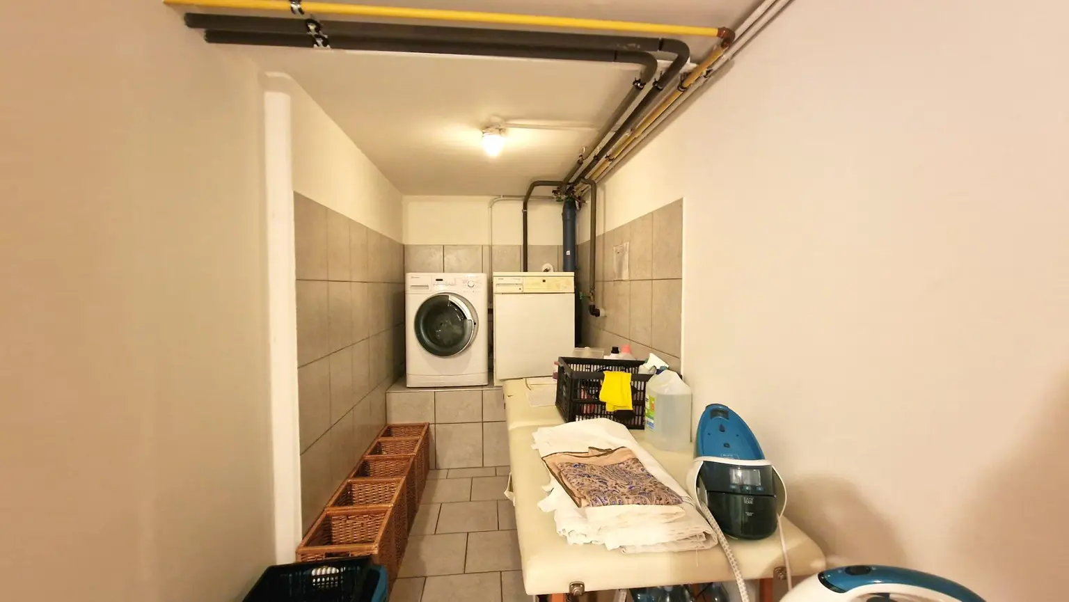 Charmantes Reihenhaus mit Garten, Pool und Terrasse – gepflegt & bezugsbereit ab Sommer 2026