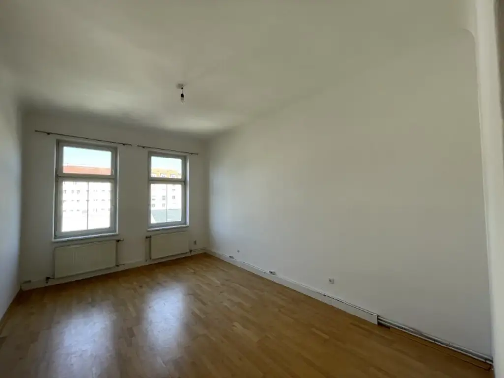 HELLE 3-ZIMMER-WOHNUNG NÄHE DONAUKANAL!