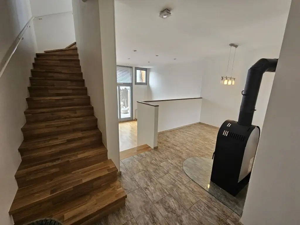 *** TOLLES REIHENHAUS *** ZENTRALE RUHELAGE *** VERMIETET BIS 2029 ***