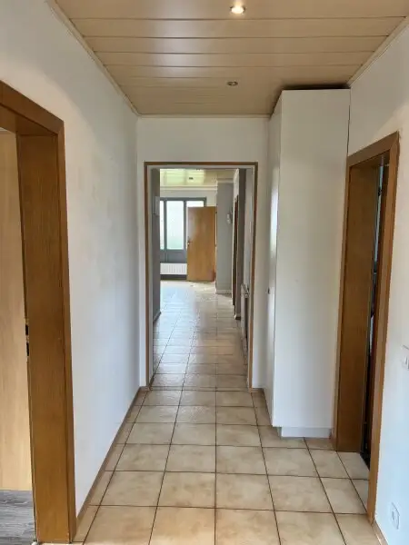 ** FAMILYS BEST **   Reinersdorf !! Bungalow mit ca. 122 m2 Wfl. in ruhiger, idyllischer Ortsrandlage mit ca. 1.200 m2 Eigengrund !!