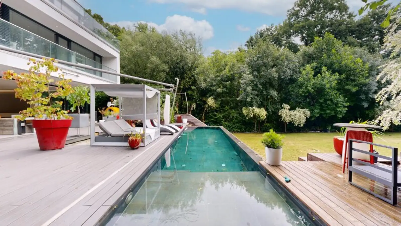 Luxusvilla mit Infinitypool in absoluter Ruhelage in Hinterbrühl – Exklusives Anwesen mit Top-Ausstattung