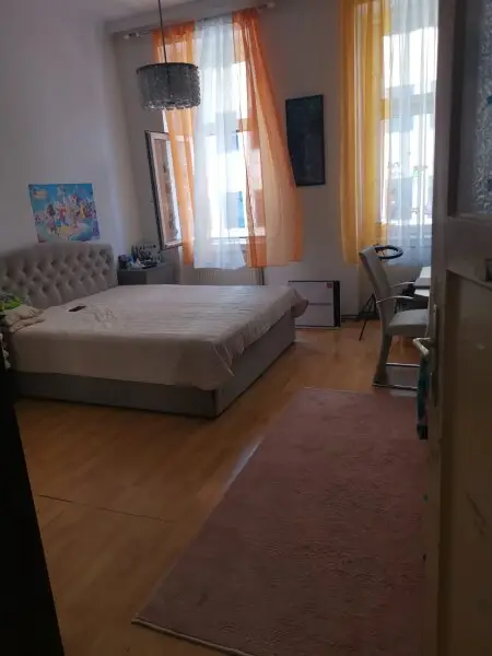 Nette helle 2 Zimerwohnung...