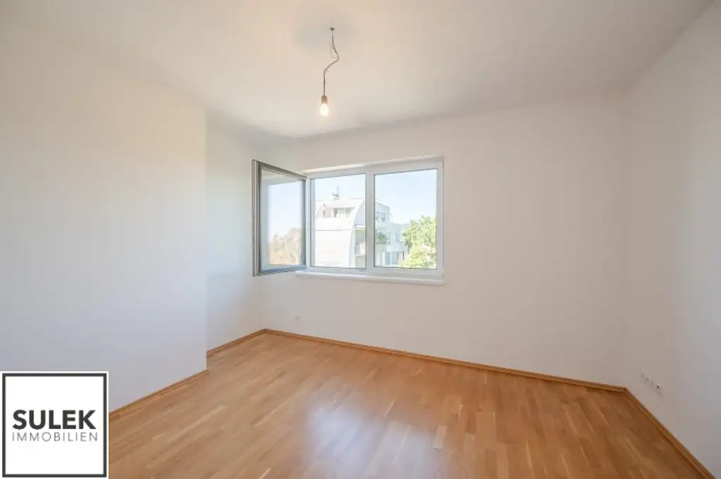 Schöne 3 Zimmer Wohnung mit Balkon im Herzen Döblings!