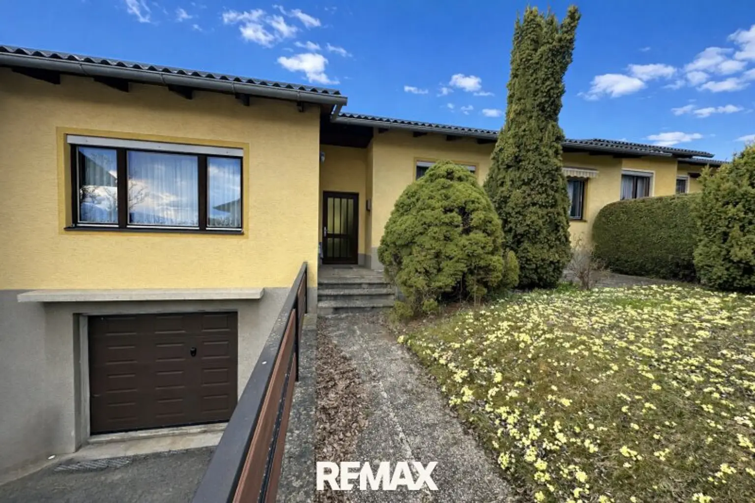 ***Reihenhaus in ruhiger Siedlungslage – viel Potenzial für Ihr persönliches Traumzuhause***