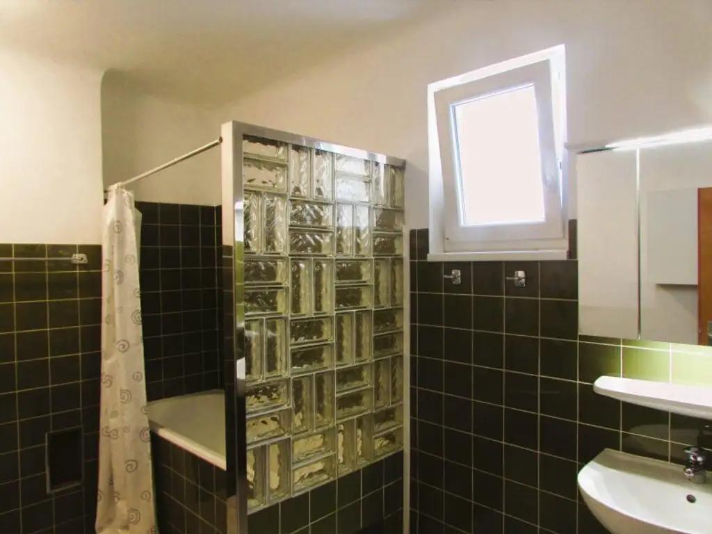 *****südseitige Wohnung mit großem Balkon*****