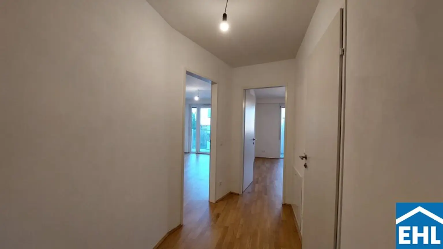 Ideal geschnittene 2-Zimmer Wohnung mit Loggia in U-Bahn-Nähe bei der Messe Wien!