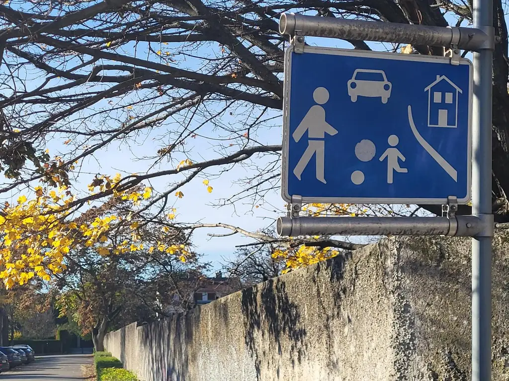 KLEINES JAHRHUNDERTWENDEHAUS IN VERKEHRSBERUHIGTER LAGE IN BADEN
