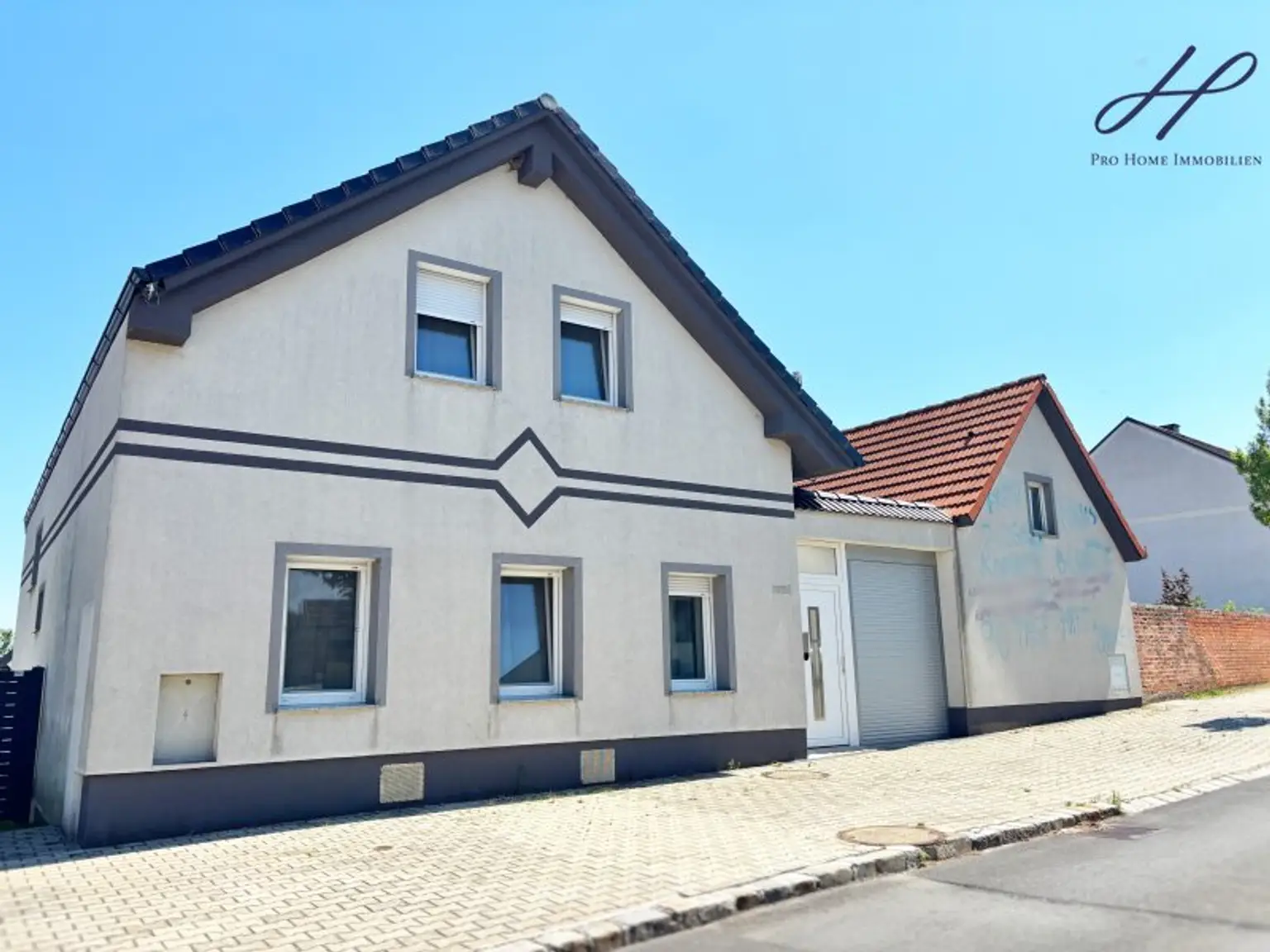 Liegenschaft mit 2 eigenständigen Wohnhäusern
