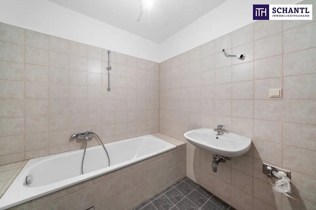 Neuer Preis: Lichtdurchflutete Wohnung mit Loggia + Ruhige Seitengasse! Jetzt zugreifen!
