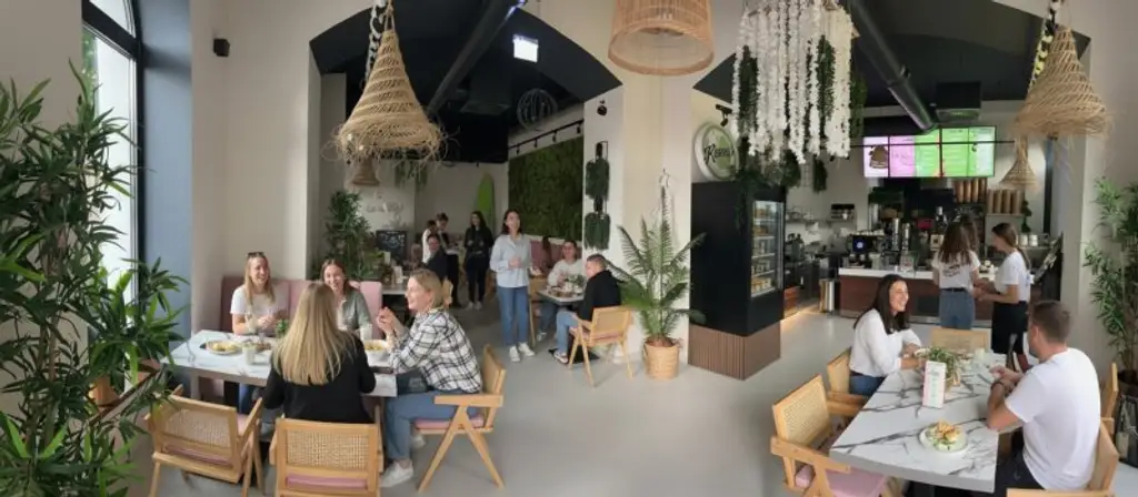 Voll ausgestattetes Gastroloka in Top-Lage beim AKH – sofort betriebsbereit!