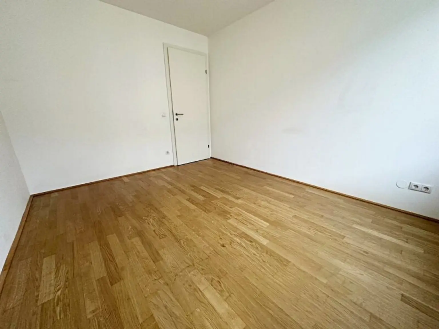 HUMBOLDTGASSE, U1 NÄHE, 76 m2 Neubau inkl. 4 m2 Loggia, Wohnküche, 2 Zimmer, gefördert, 2. Liftstock
