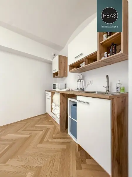 Provisionsfrei: Traumhaftes Stadthaus mit Garten in Gersthofer Bestlage!