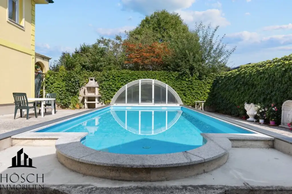 Exklusive Villa mit Parkgarten, Springbrunnen & Salzwasserpool – Ihr Wohntraum in Gresten