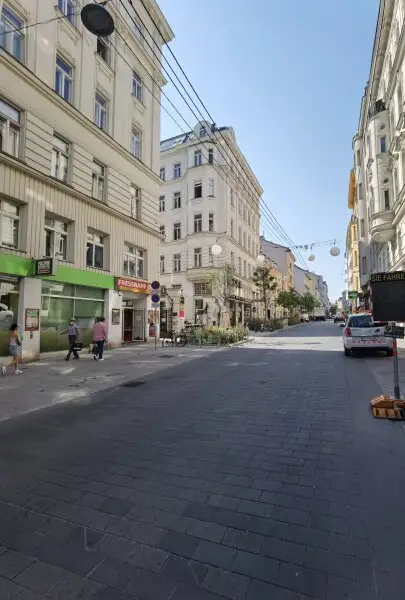 TOLLE LAGE - NEUBAUGASSE - AUSGEZEICHNETER GRUNDRISS MIT POTENZIAL