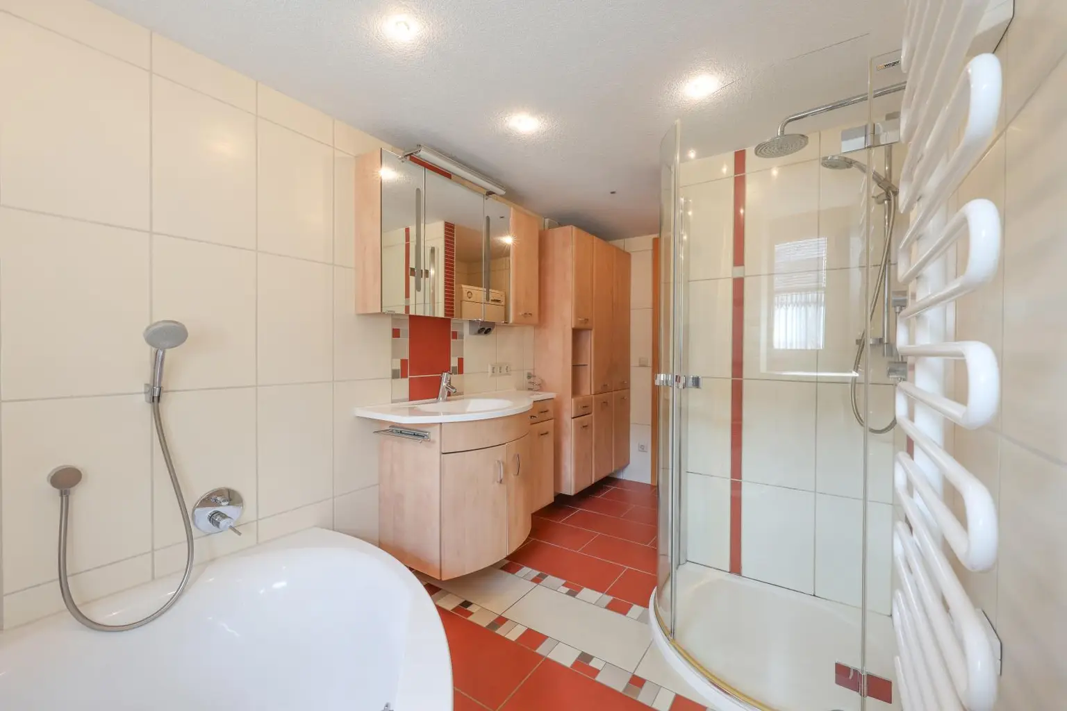 Badezimmer (2)
