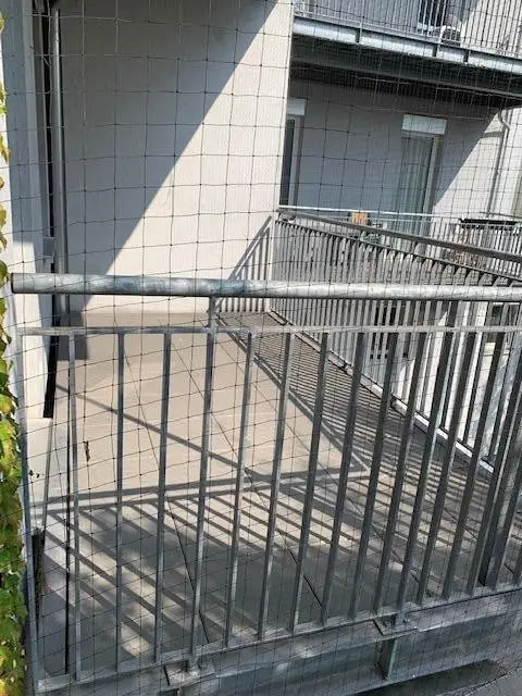 Kompakte 4-Zimmer-Wohnung mit hofseitigem Balkon - verfügbar ab November 2025