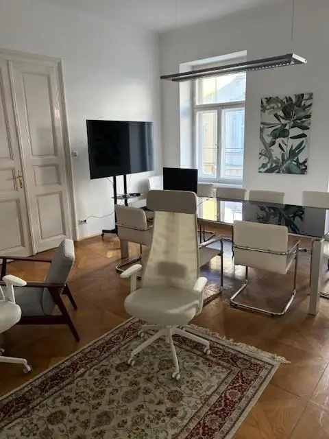 Altbau-Büro in der Innenstadt