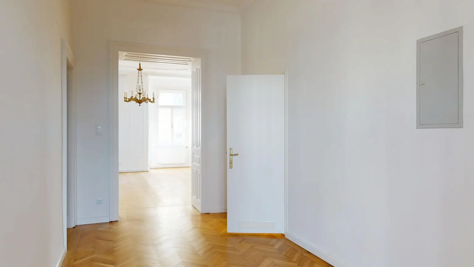 Döblinger Hauptstraße/Reithlegasse: Stilvolle Beletage-Wohnung - Terrasse - Hervorragende Infrastruktur und Verkehrsanbindung