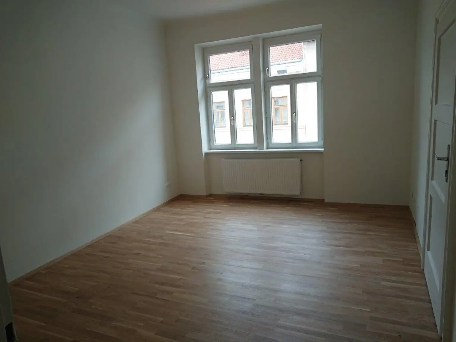 Provisionsfrei | 2,5 Zimmer | 77 m² | Ideal als Studenten WG | 3. Stock ohne Lift | 1050 Wien