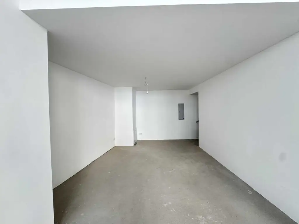 Moderne Geschäftsflächen im Edelrohbau zu mieten!