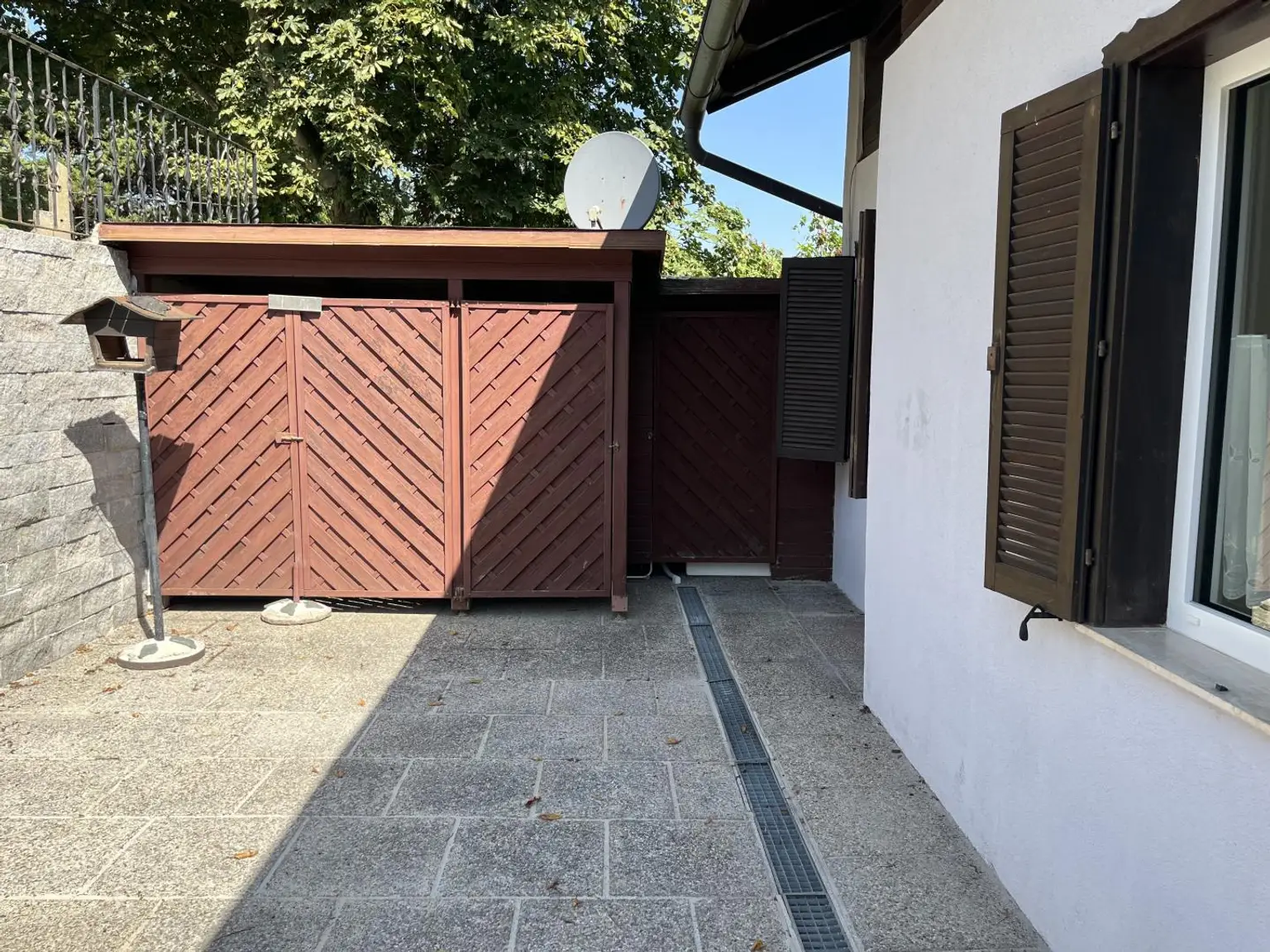 sehr große Terrasse ca. 30 m²