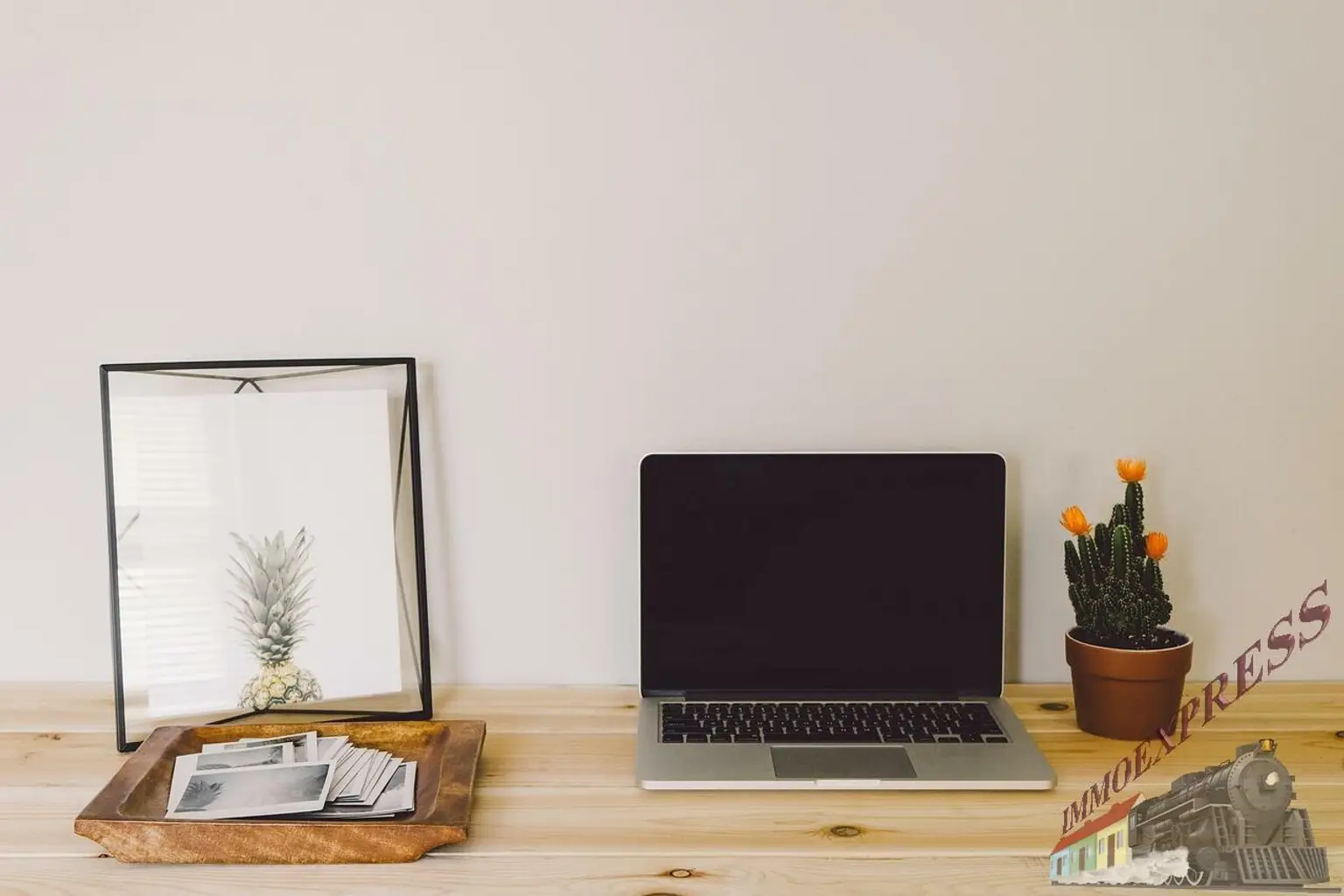 desktop-1851043_1280