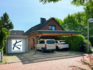 Garage & Carport