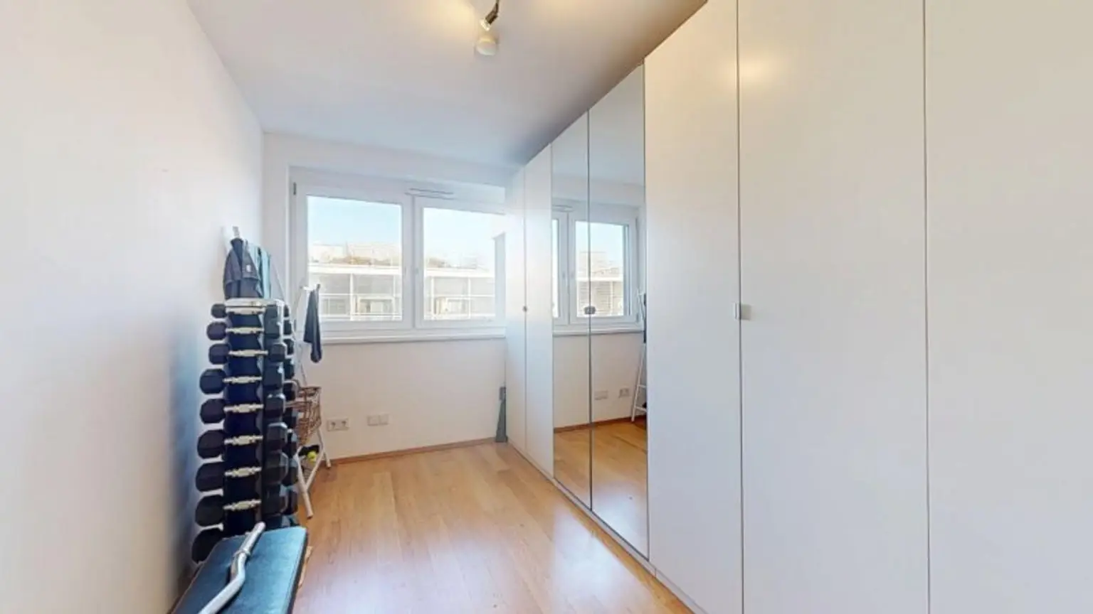 4.OG - KFZ Stellplatz - Neuwertig