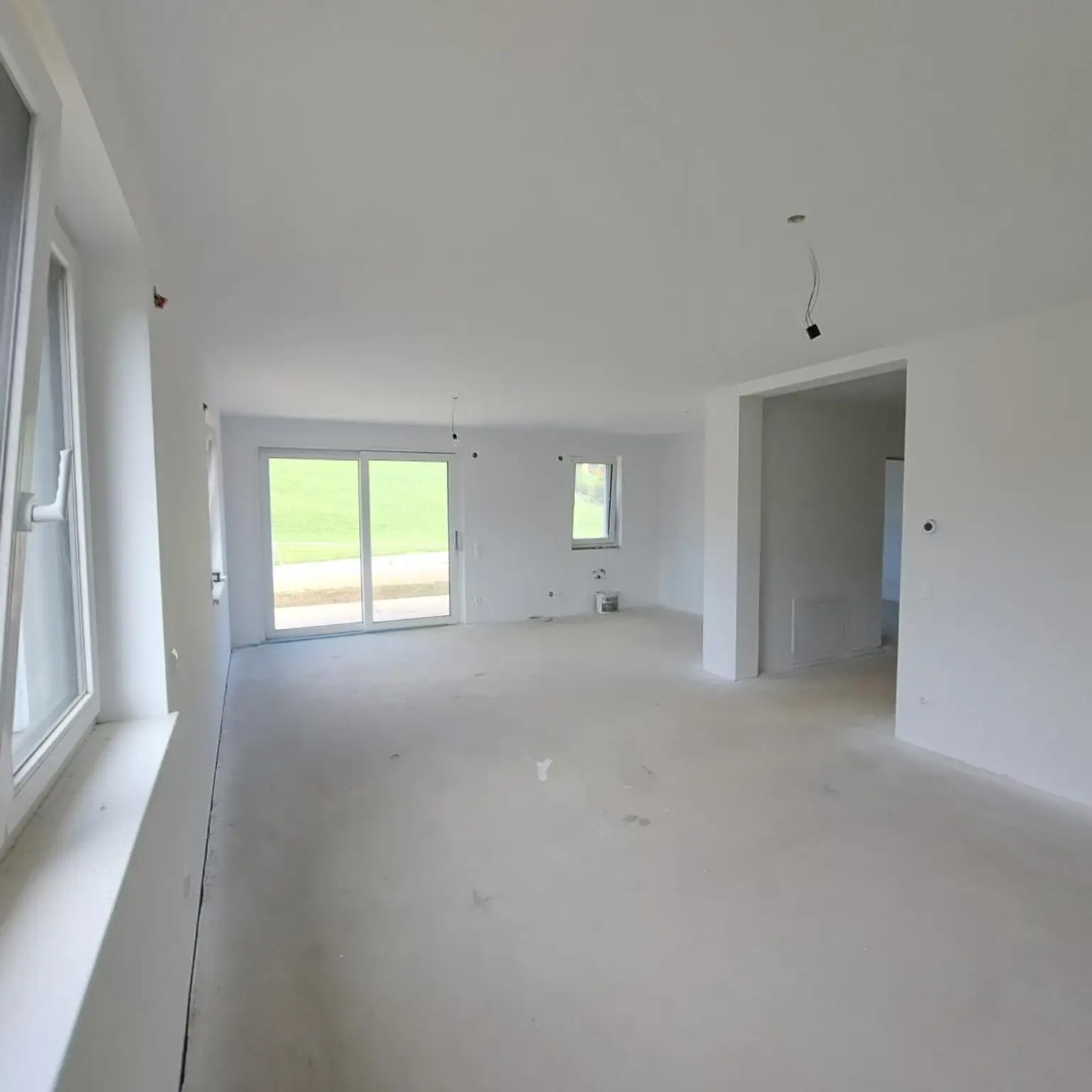 Neubau-Doppelhaus-Hälfte mit 4 Schlafzimmern!
