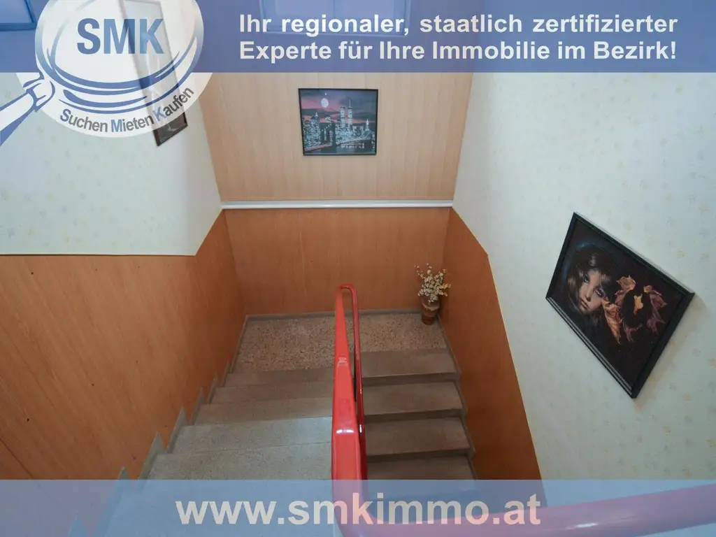 Urbanes Zweifamilienhaus mit exquisitem Garten voller Pfirsiche!