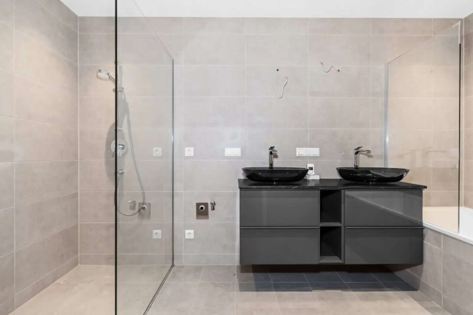 Q-Tower ! Moderne 3 Zimmer mit Balkon & Stellplatz/ +++RE/MAX Trend+++