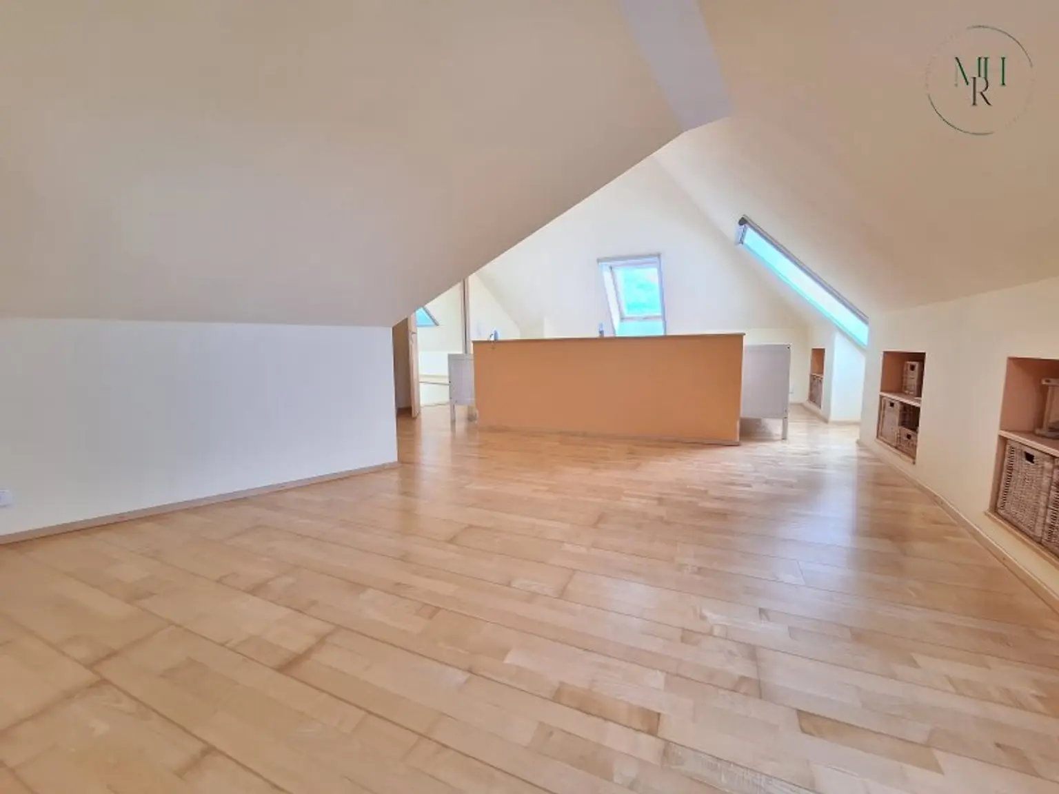Außergewöhnliches Anwesen vor den Toren Wiens mit enormem Potential