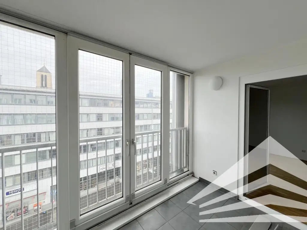 Business Corner Urfahr - Tolle 2 Zimmerwohnung mit Wintergarten in zentraler Urfahraner Lage!