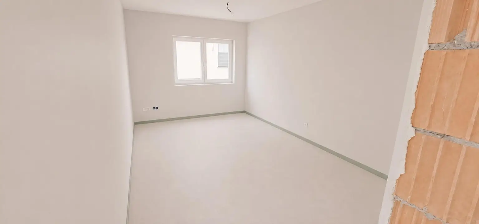 OG Zimmer 1  16,84m²