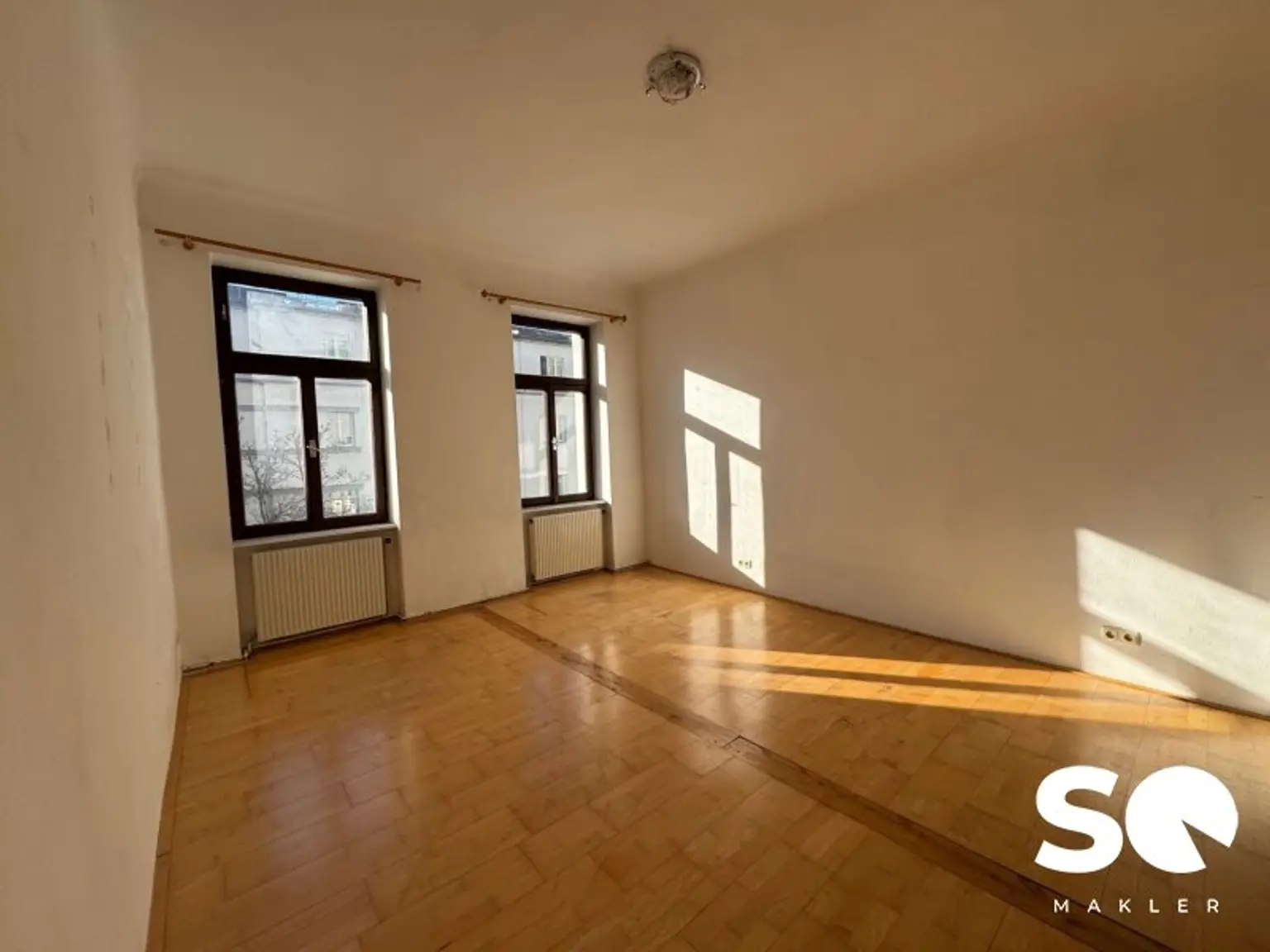 #SQ - SONNIGE AUSSICHTEN! WG-TAUGLICHE 4-ZIMMER-ALTBAUWOHNUNG - MÄRZSTRASSE