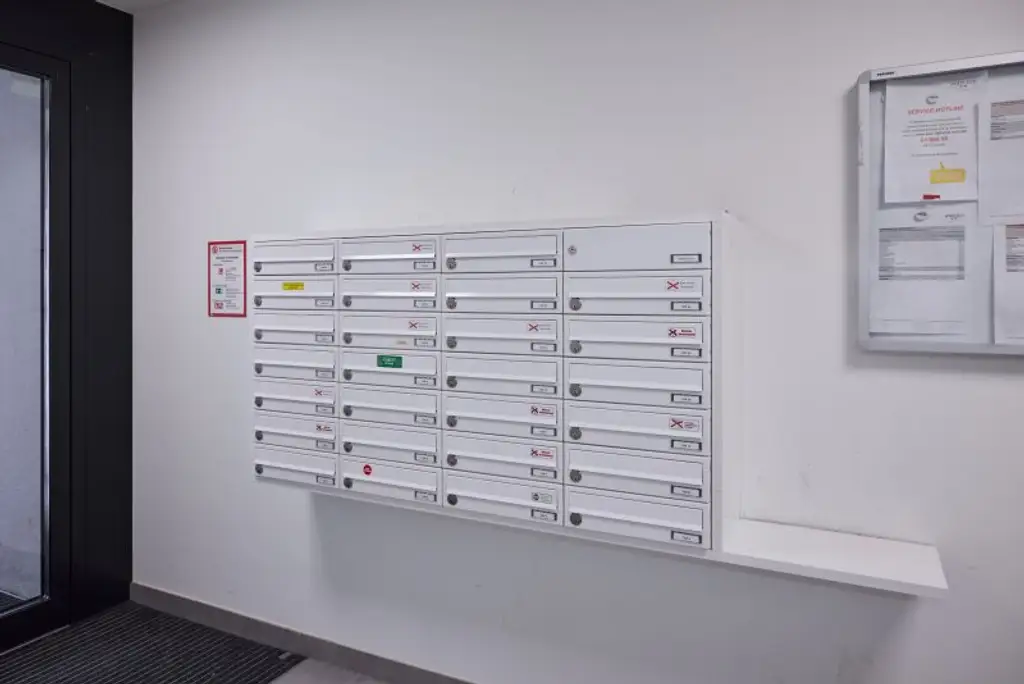 Sonnige 4 Zi Gartenwohnung in Ruhelage (S-Bahn Liesing Nähe) mit Garage