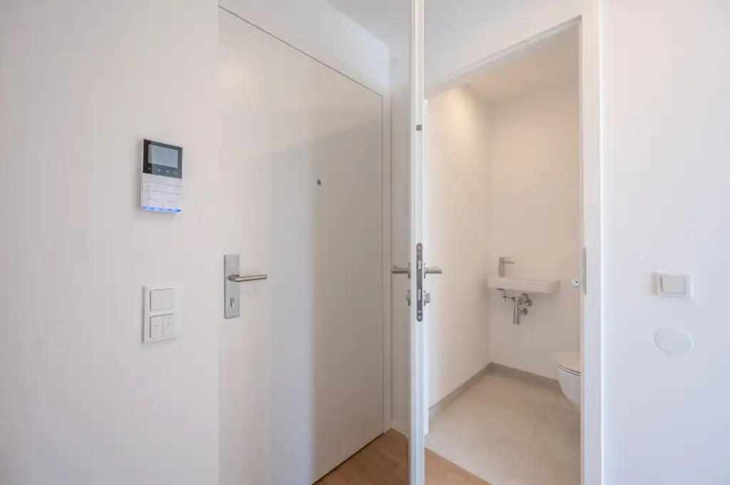 ++MOLLARD 50++ außergewöhnliche 3-Zimmer-Wohnung mitten im Herzen der Stadt (1/24)