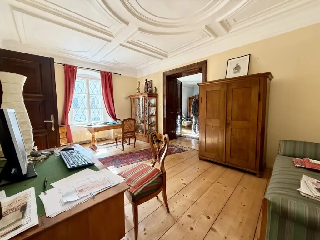 Herrschaftlicher Dreikanthof im Weinviertel