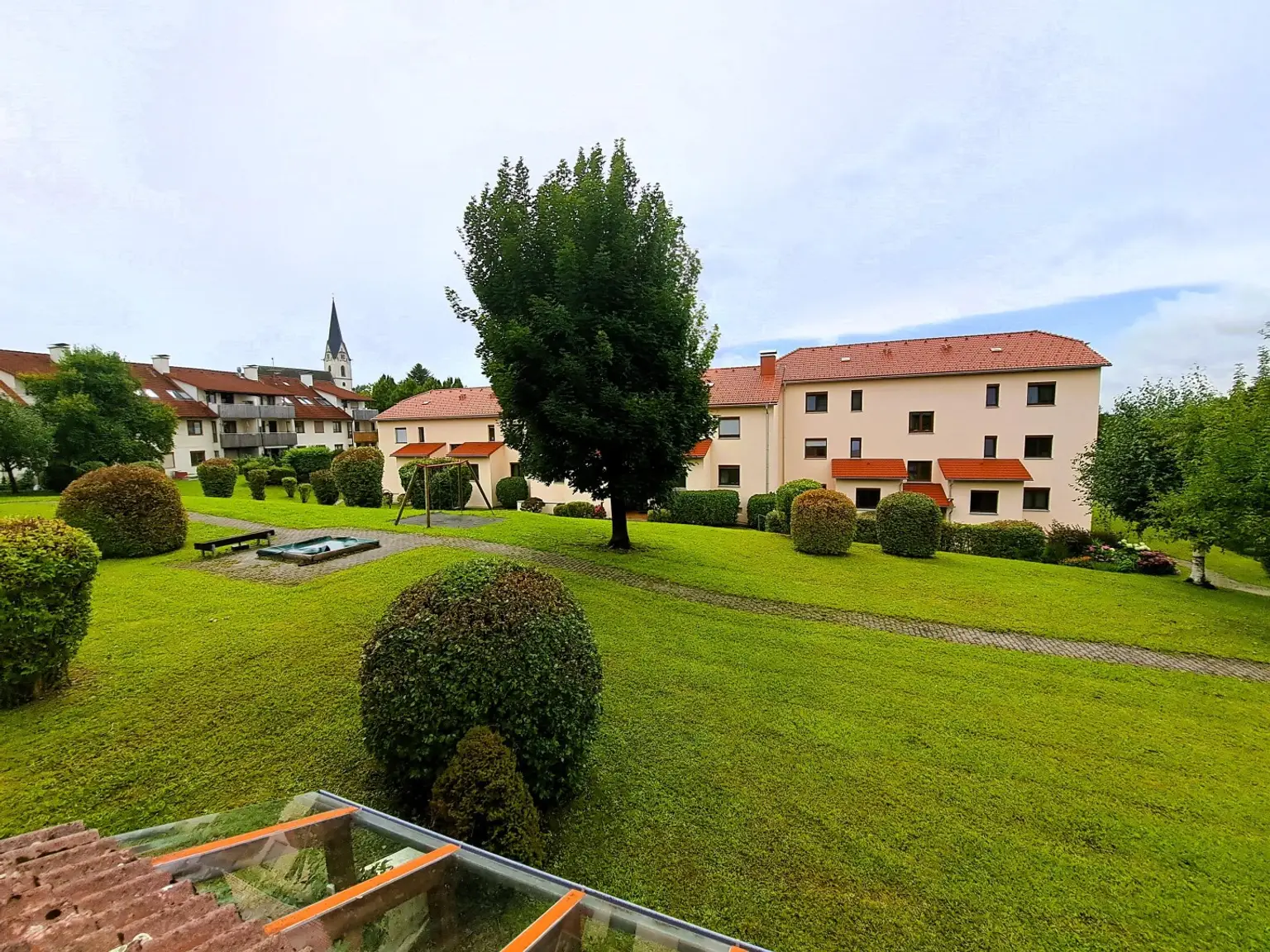 helle 3-Zimmer-Wohnung (68 m²) mit Loggia und Garage - Ortszentrum Aschach a.d.Steyr