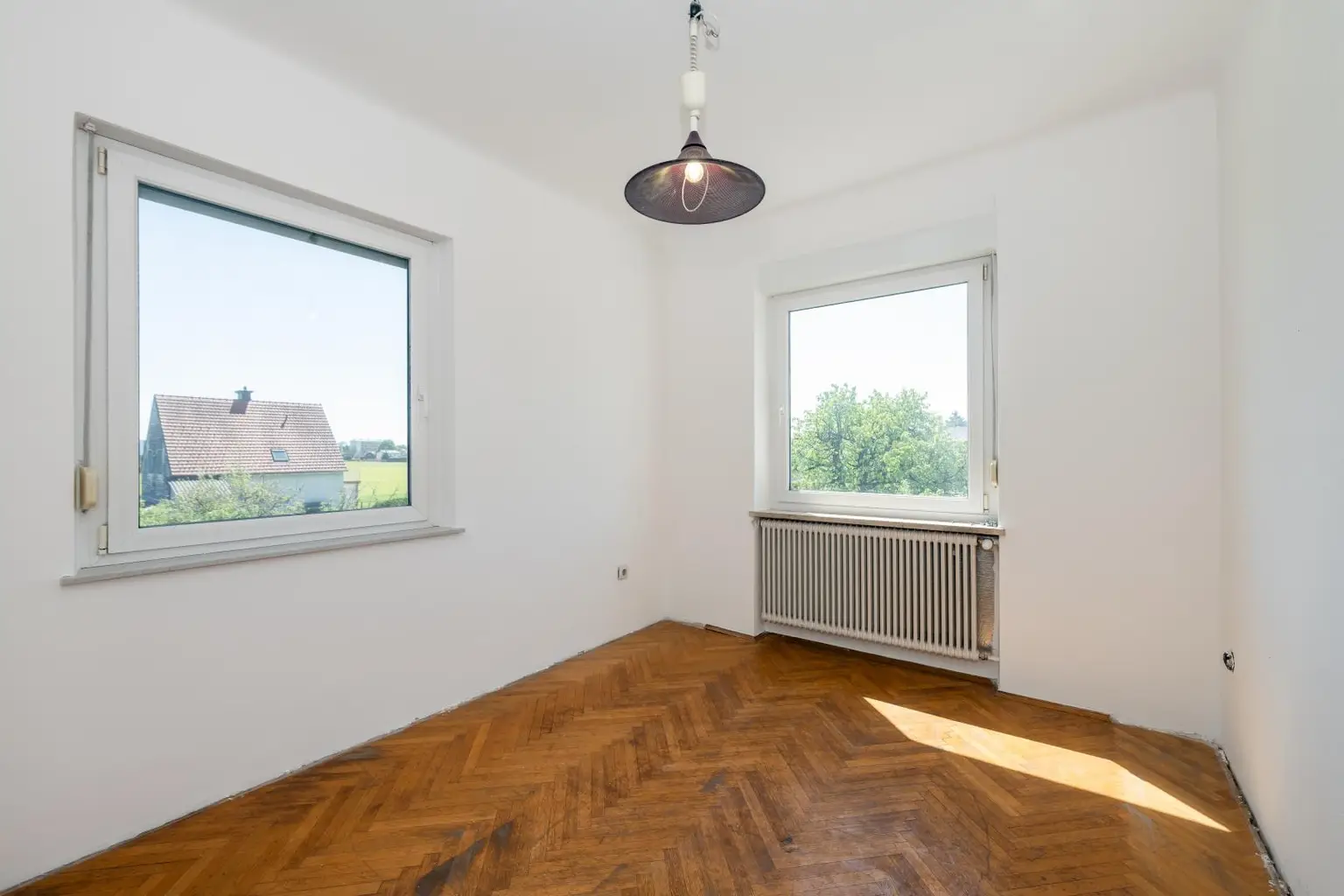 Zimmer 1 OG