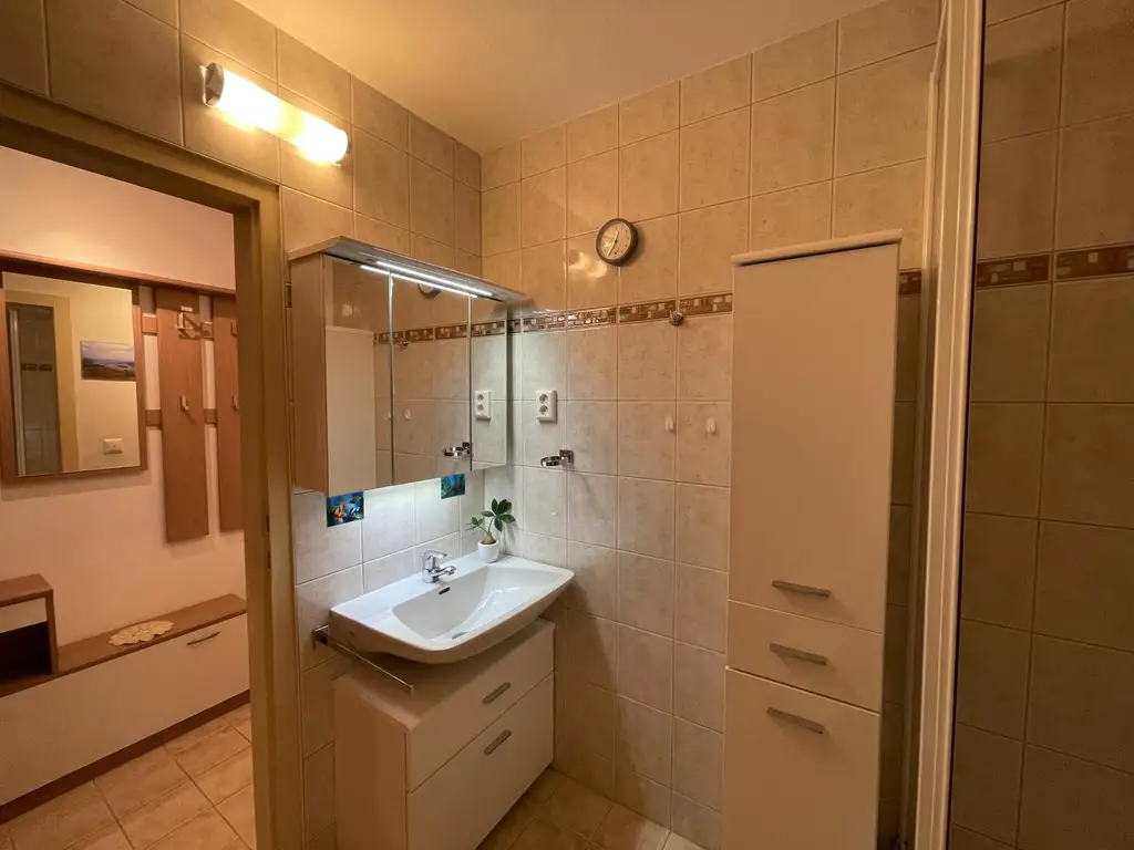 Schöne, geräumige Ferienwohnung auf der Gerlitzen mit Blick auf den Ossiacher und Faaker See