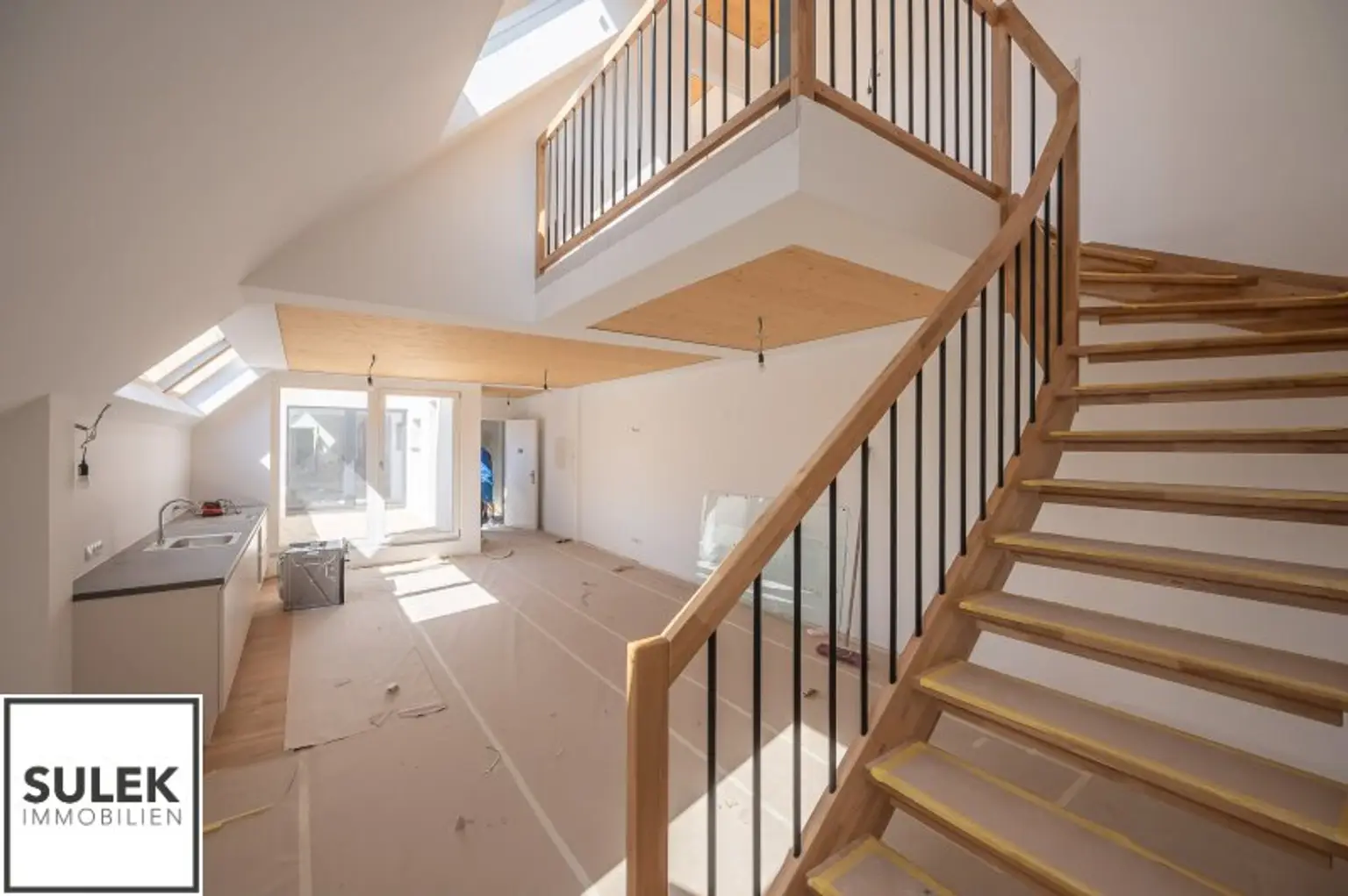 Dachgeschoßwohnung im Herzen des 2. Bezirks – 72 m² Wohnkomfort