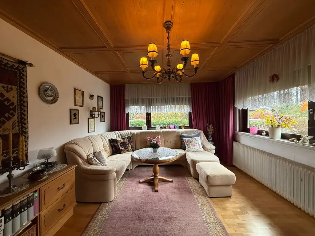 Leben, Lachen, Entspannen – Ihr Zuhause mit Pool und Gartenidylle