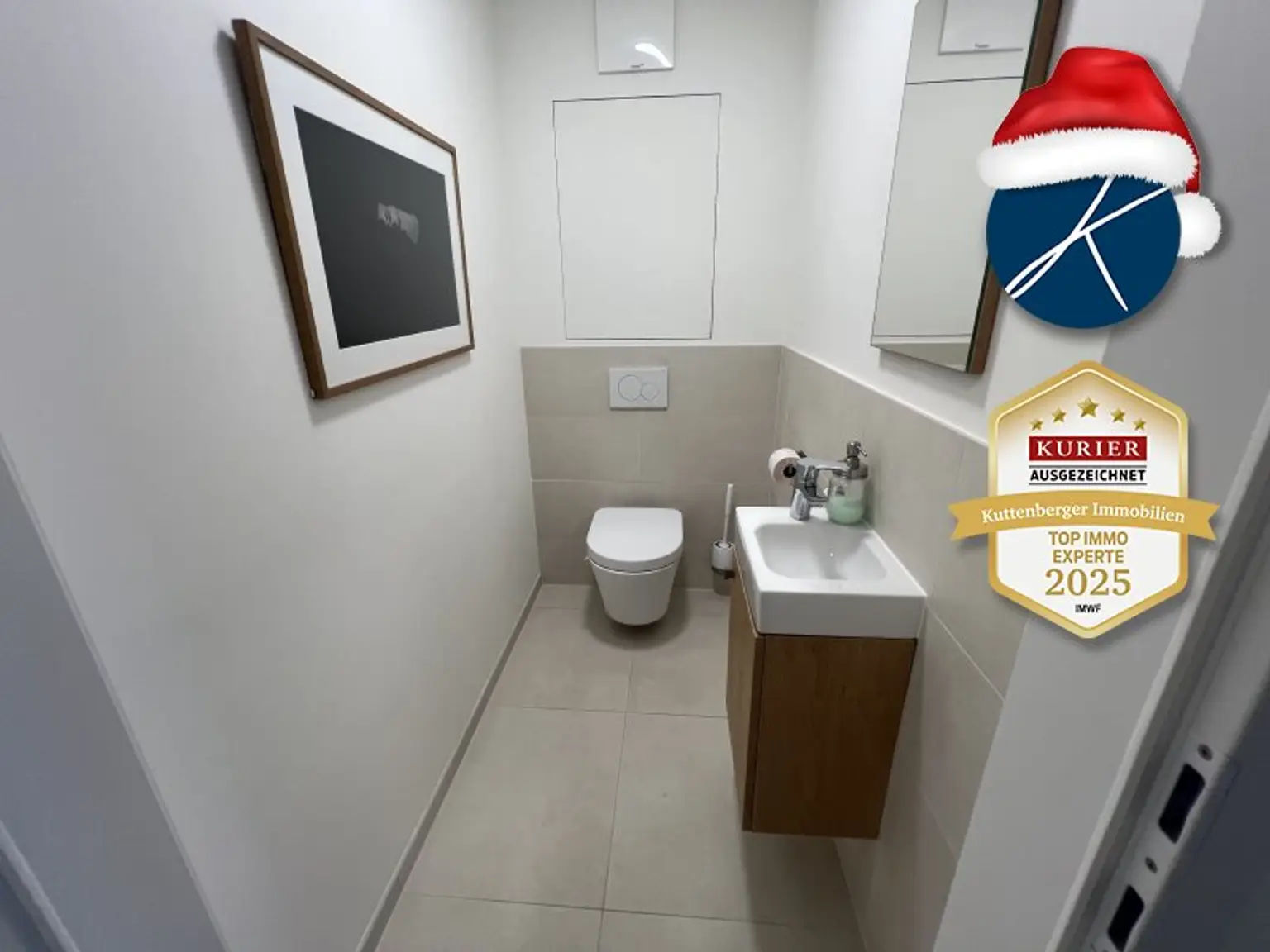 Toilette mit Handwaschbecken